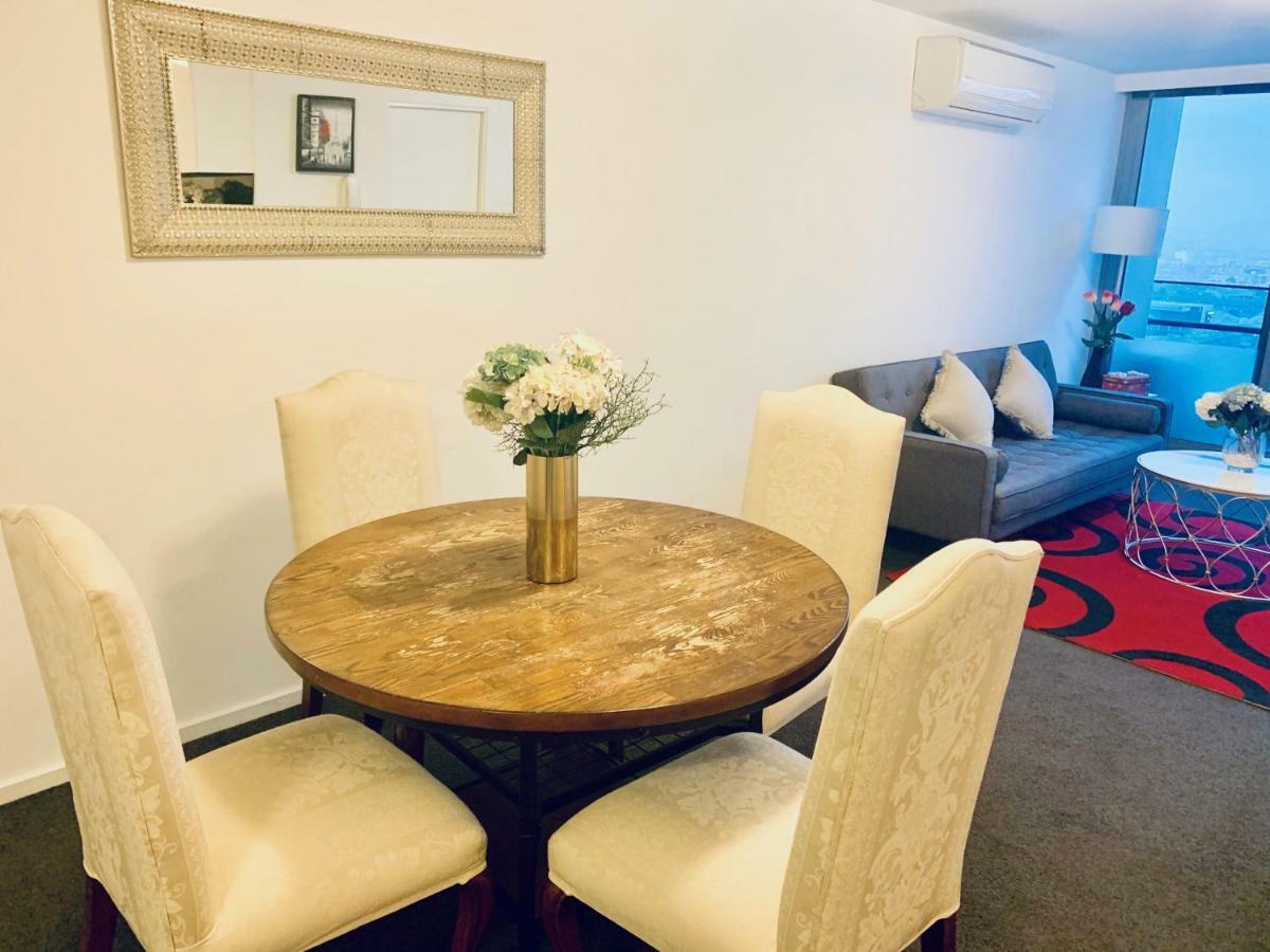 Luxury Apartments With View Мелбърн Екстериор снимка